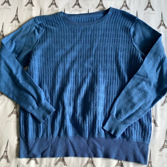 plain sky blue knit crewneck sweater size s women’s - Picture 1 of 2